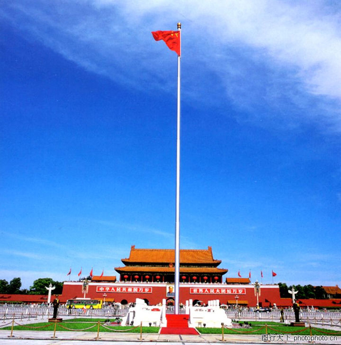 广场锥形旗杆-1